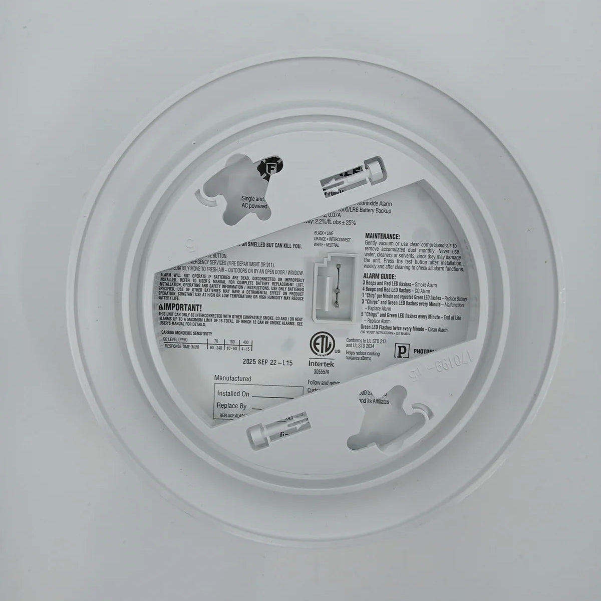 BRK SMCO100V-AC interconnect hardwire smoke and carbon monoxide alarm with digital display and test button