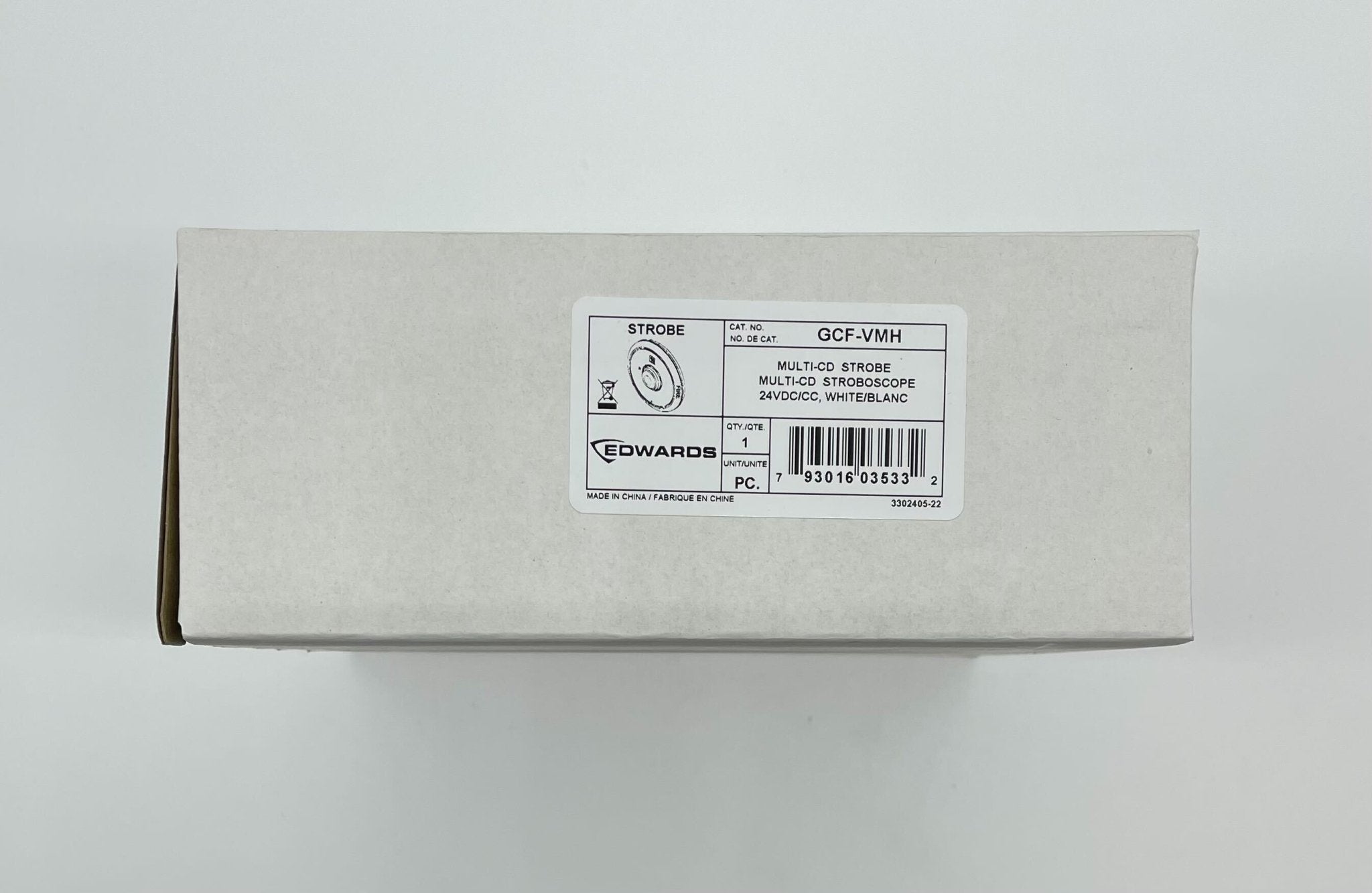 Edwards GCF-VMH Genesis Ceiling Strobe mounted on ceiling, white fire alarm strobe light for emergency signaling