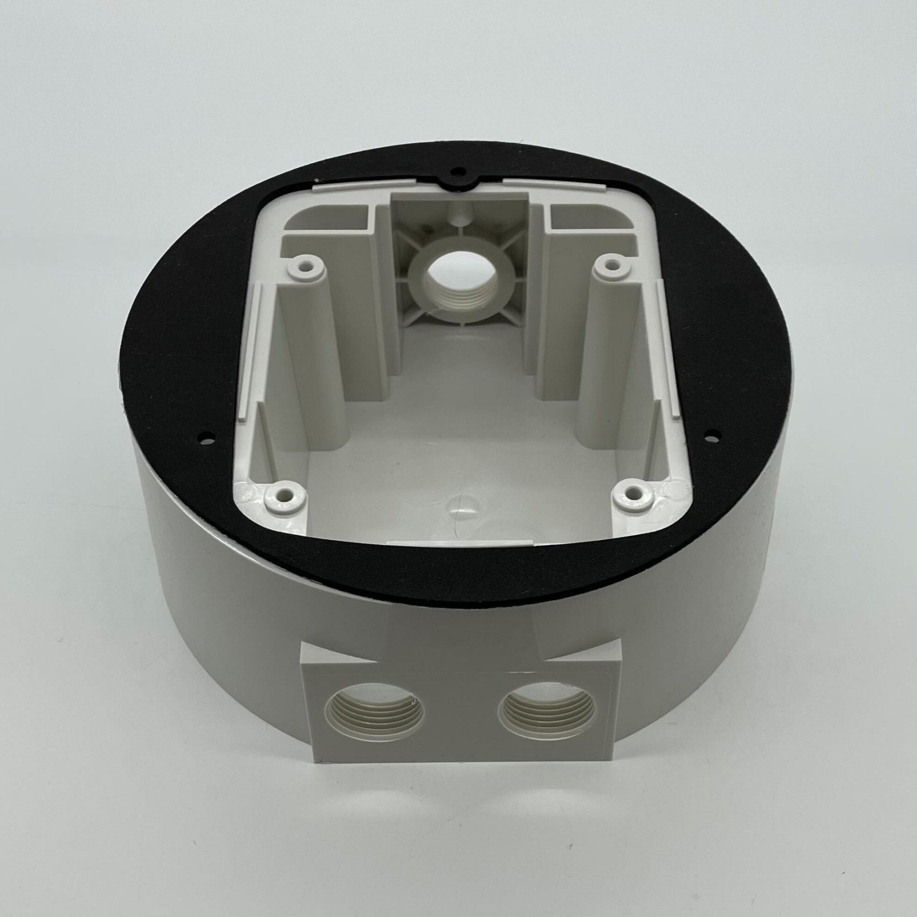 System Sensor SPSCWK-CLR-ALERT ceiling speaker strobe with clear alert lens, mounted on ceiling for emergency notification.