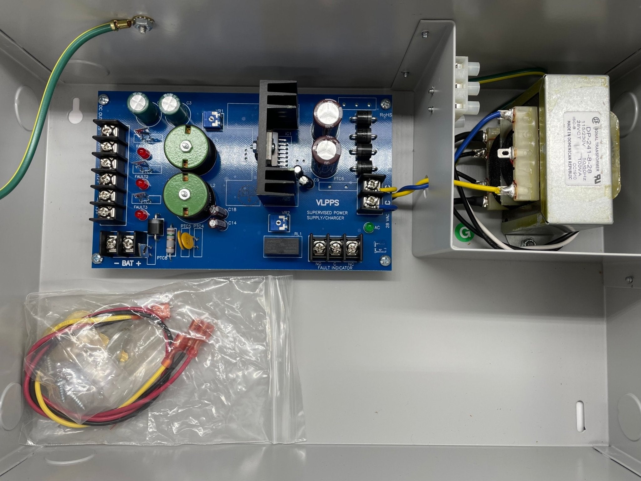 Vesda by Xtralis VPS-300US-220 power supply for multi-zone 220 VAC systems, showing the compact electrical unit.