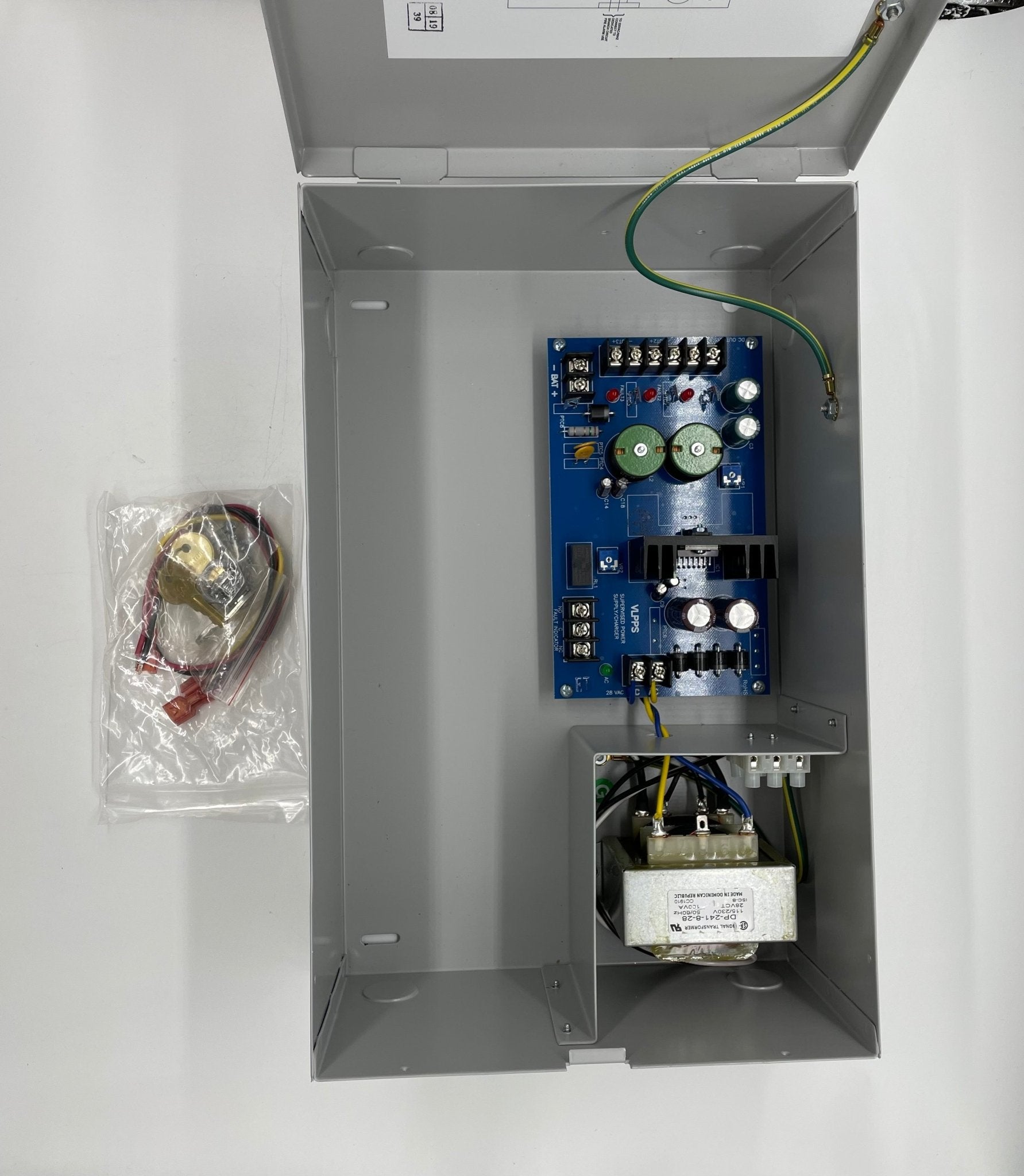 Vesda by Xtralis VPS-300US-220 power supply for multi-zone systems, 220 VAC, with visible connection terminals and cooling vents.