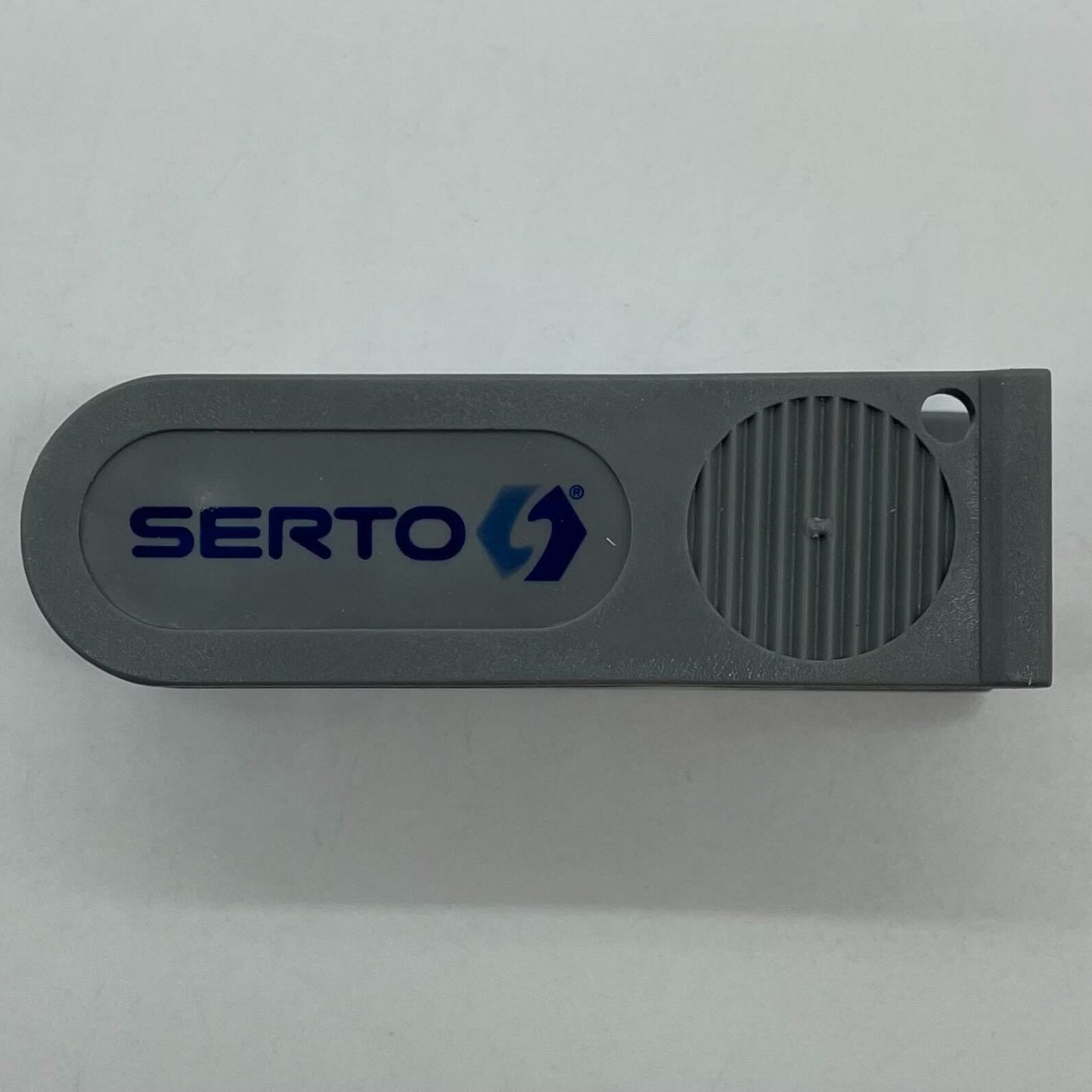 Vesda VSP-979 tube cutter for cutting various types of tubes, shown in a close-up image with a metallic finish and ergonomic handle.