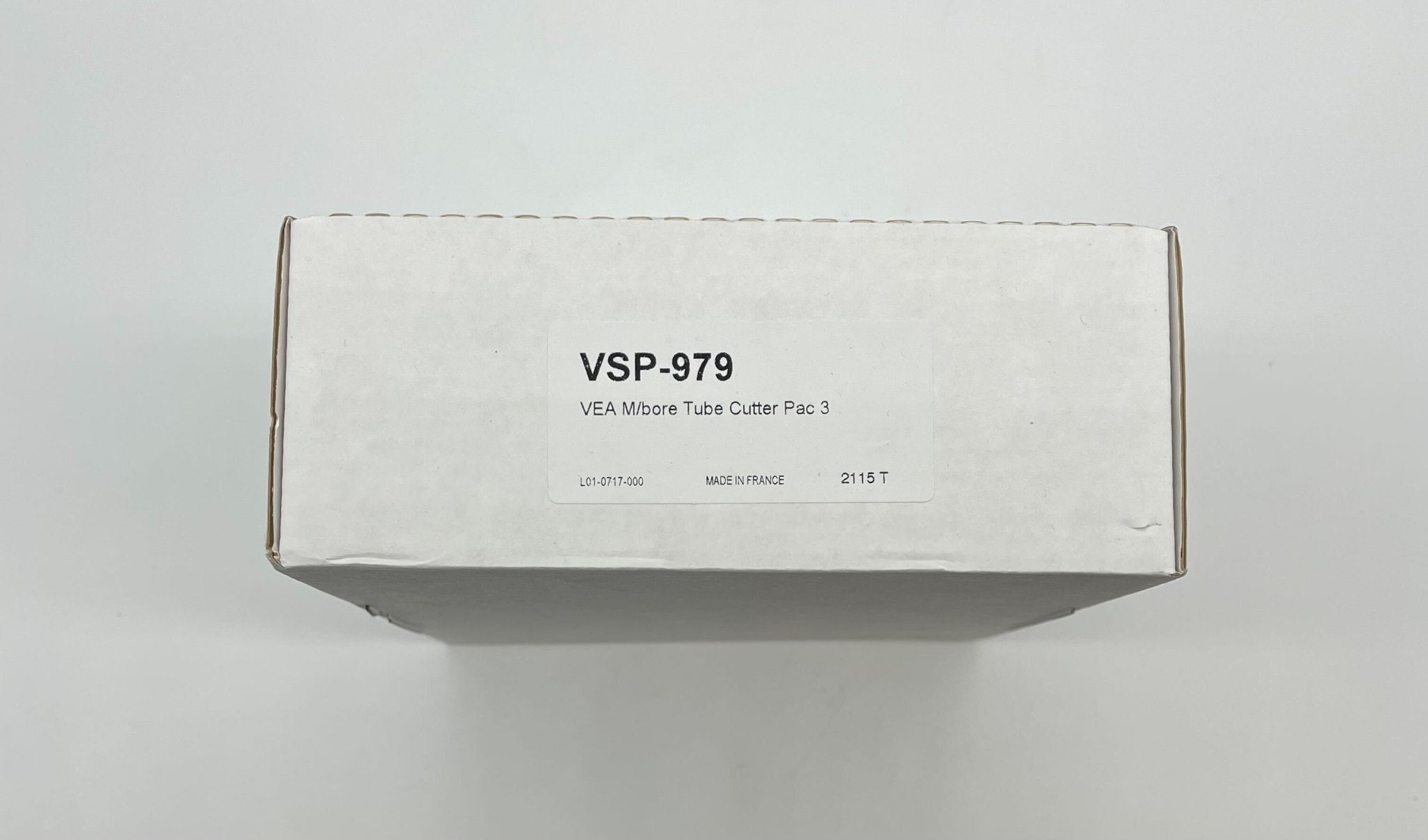 Vesda VSP-979 Tube Cutter for cutting various tubes, shown with the cutter tool and tubes for precise trimming.