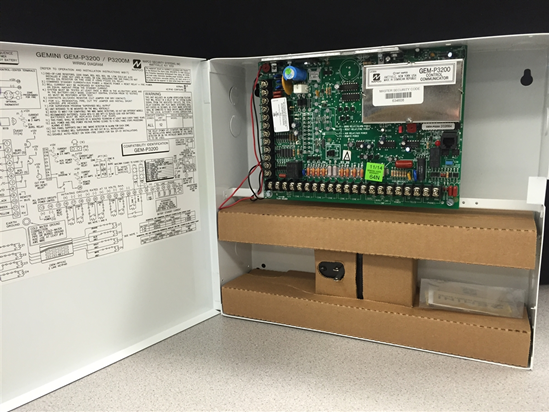 Napco Gemini GEM-P3200 Burglary and Residential Fire Alarm Control Panel, 8 to 32 Zones, 48 Wireless - image 1
