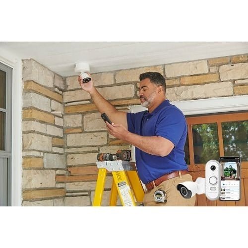 First Alert CAMWE - WO VX3 2MP HD Outdoor Camera, White