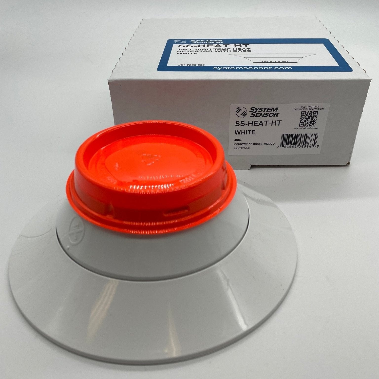 System Sensor SS-HEAT-HT thermal detector for heat detection, shown with its sleek design and mounting components.