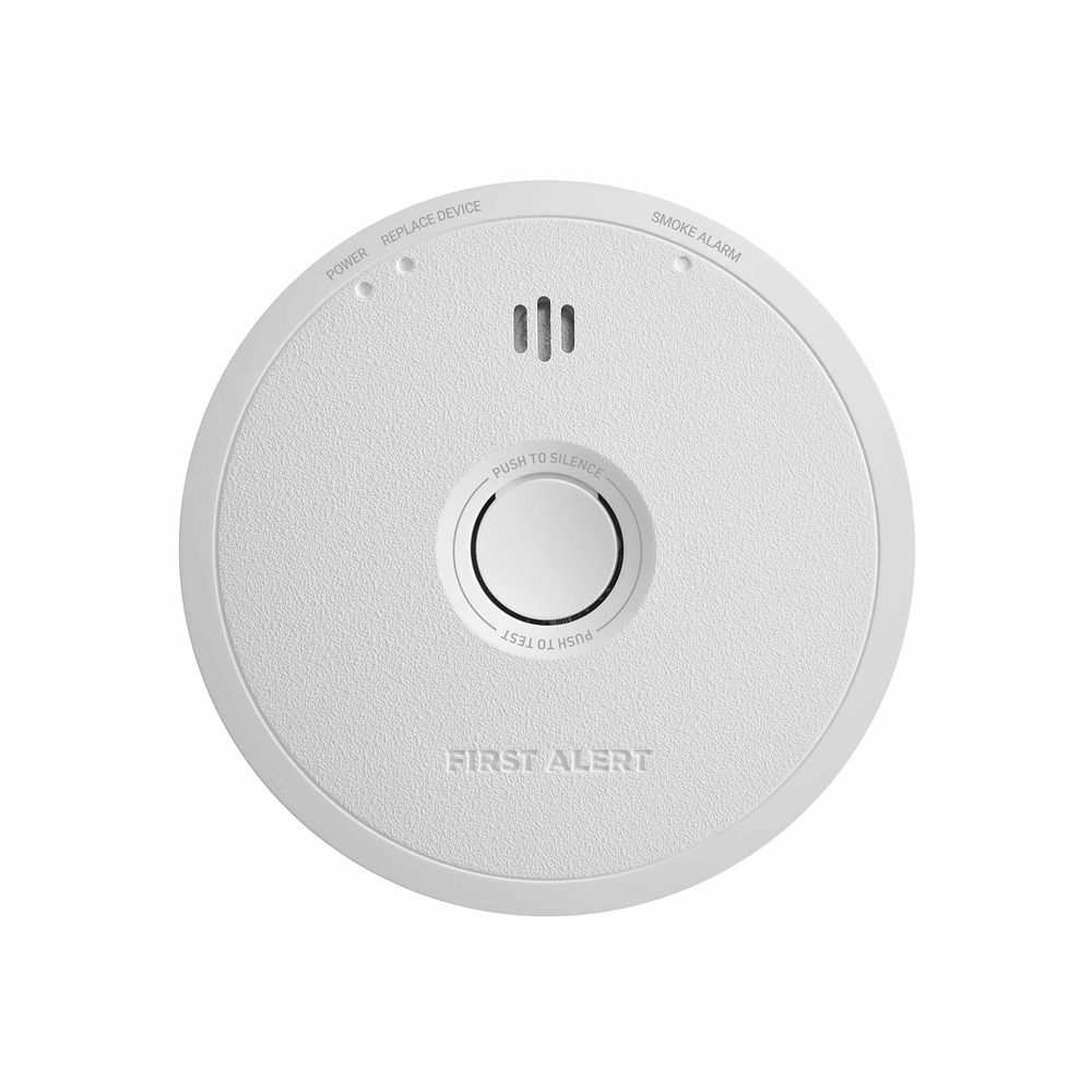 First Alert BRK SM610 Smoke Alarm with 10-Year Sealed Battery - image 2