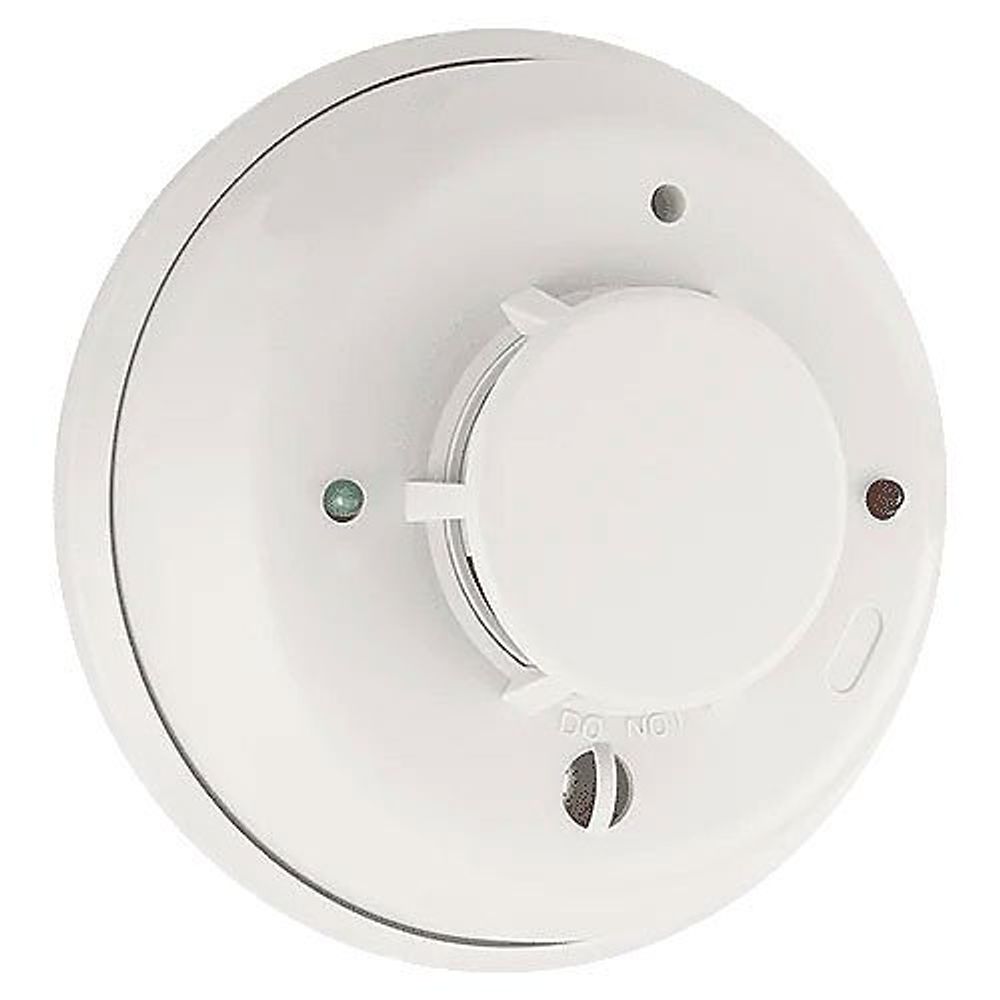 System Sensor 4WITAR-B i3 4-Wire Photoelectric Smoke Detector with Isolated 135F Fixed Thermal, Sounder and Form C Relay - image 3