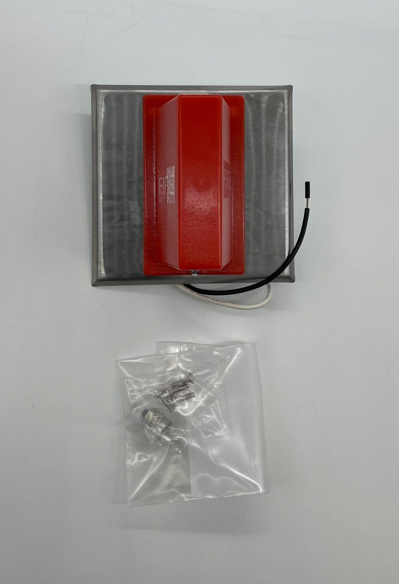 Edwards 890RDA fire alarm lamp station with red warning light and control panel, used for emergency alert signaling.